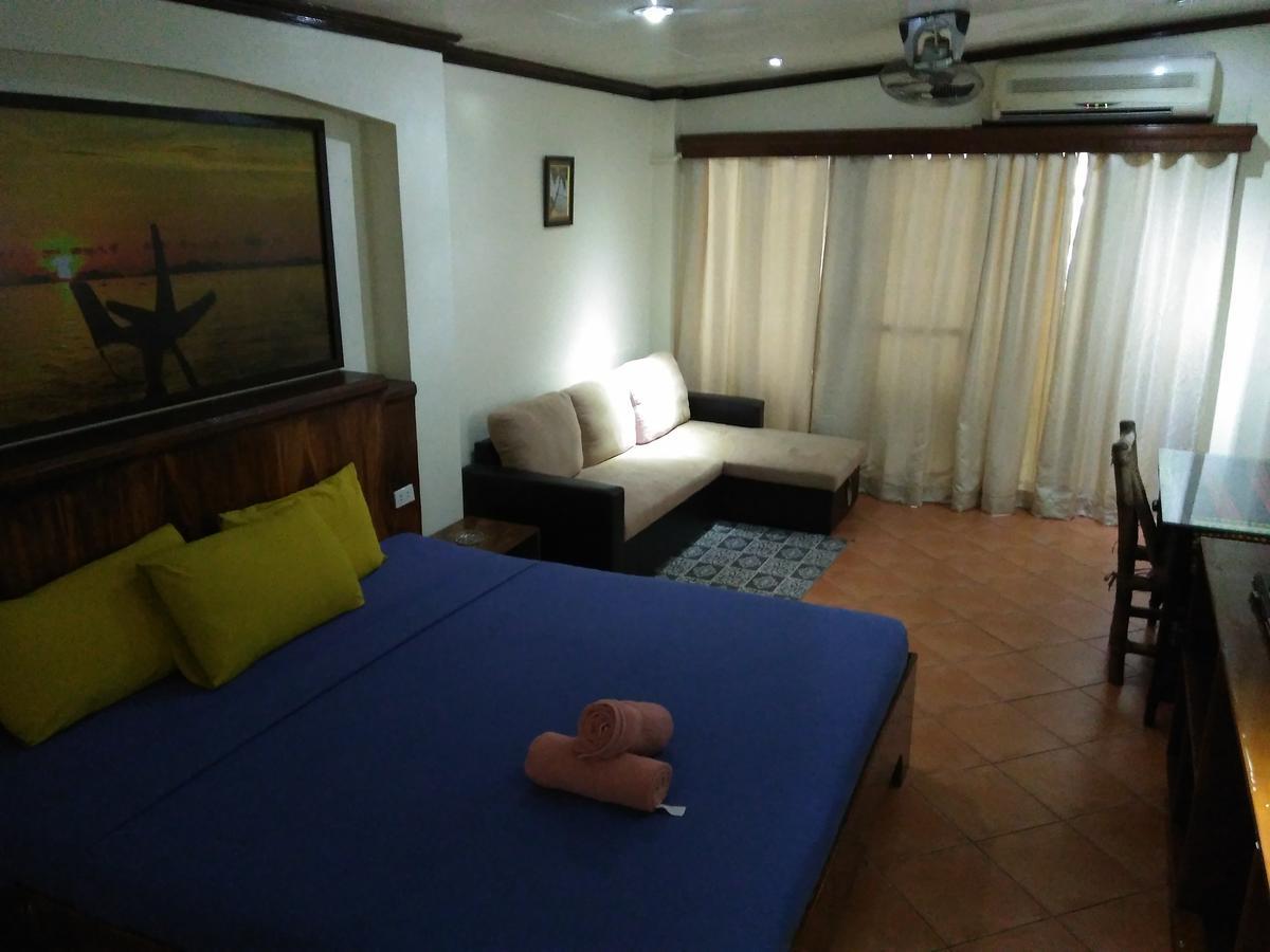 Mango'S Beachfront Resort Olongapo Zewnętrze zdjęcie