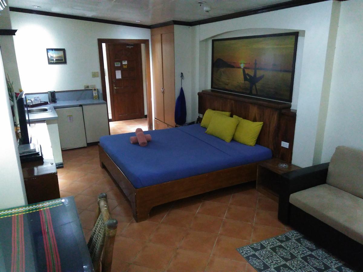Mango'S Beachfront Resort Olongapo Zewnętrze zdjęcie